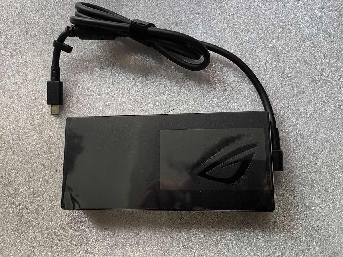 อะแดปเตอร์ AC ใหม่ 20V 19A หัว - Pc Gaming Asus Rog บทวิจารณ์และราคา